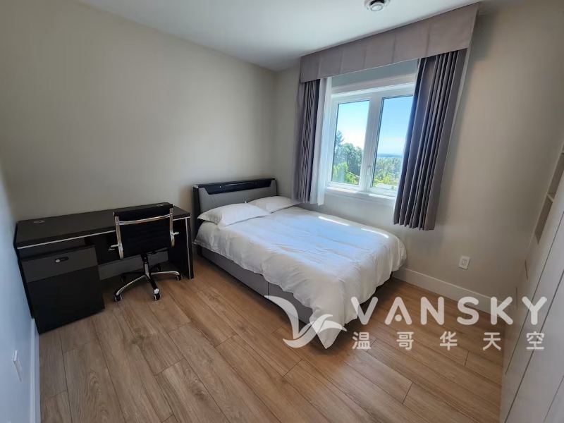 250721101453_bedroom 2.jpg